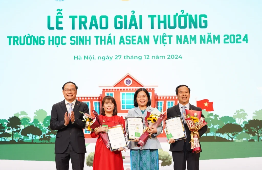 49 trường được trao giải Trường học sinh thái ASEAN Việt Nam