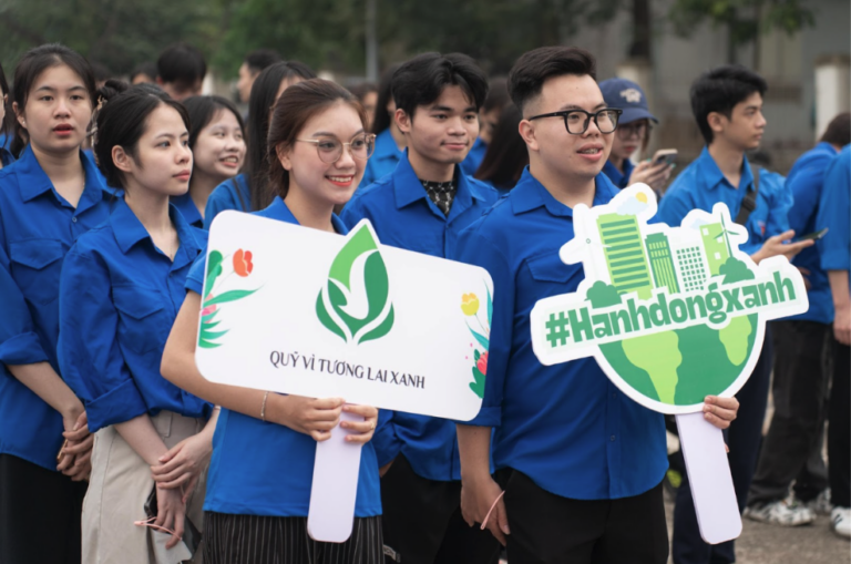 Hơn 10.000 người Hà Nội “ra quân” Ngày Xanh: Từ hành động nhỏ đến thói quen sống bền vững